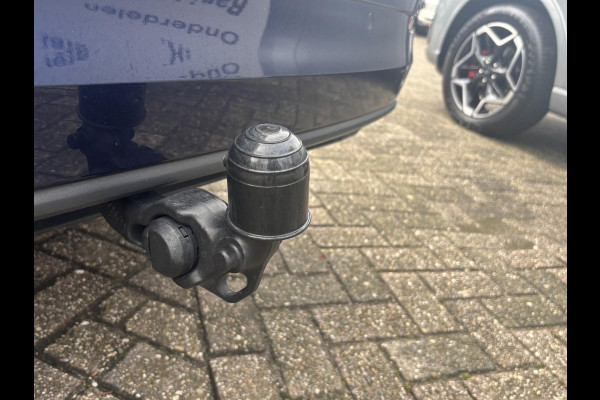 Volkswagen Golf Variant 1.0 TSI Life Business 110PK | Adaptieve Cruise | CarPlay | Stoelverwarming | Elektr. Stoel | Camera