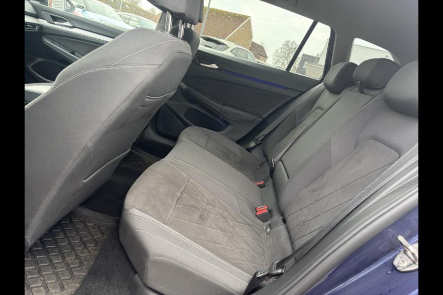 Volkswagen Golf Variant 1.0 TSI Life Business 110PK | Adaptieve Cruise | CarPlay | Stoelverwarming | Elektr. Stoel | Camera