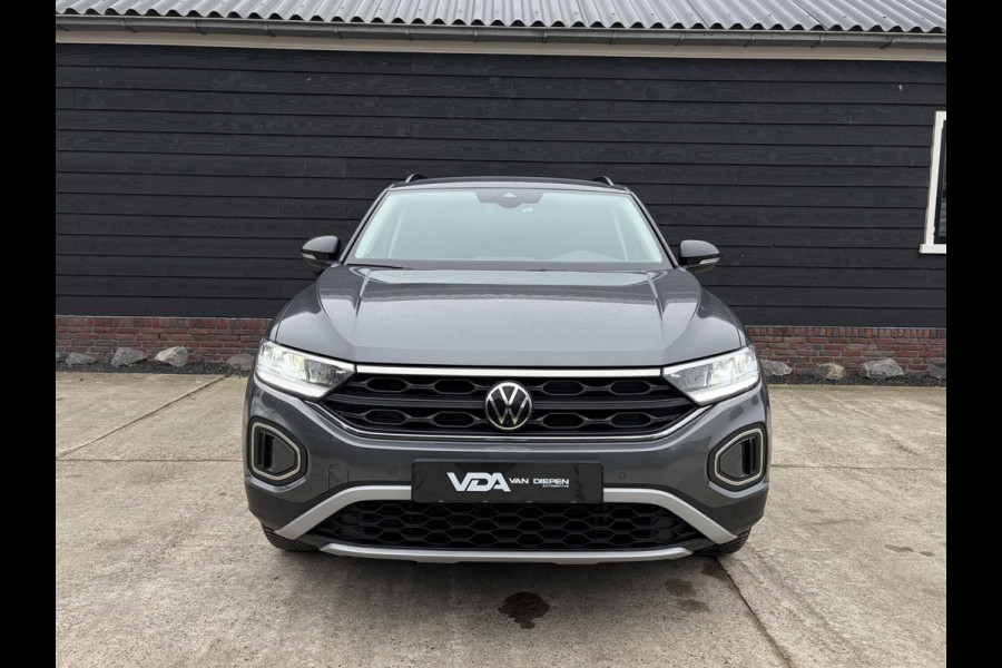 Volkswagen T-Roc 1.5 TSI Life - ACC l Apple Cplay l Camera l Navigatie