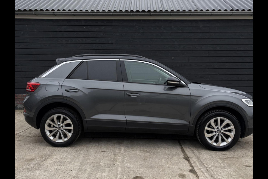 Volkswagen T-Roc 1.5 TSI Life - ACC l Apple Cplay l Camera l Navigatie