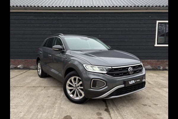 Volkswagen T-Roc 1.5 TSI Life - ACC l Apple Cplay l Camera l Navigatie