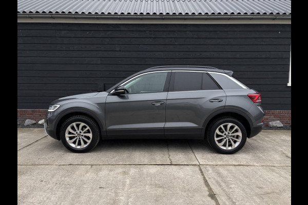 Volkswagen T-Roc 1.5 TSI Life - ACC l Apple Cplay l Camera l Navigatie