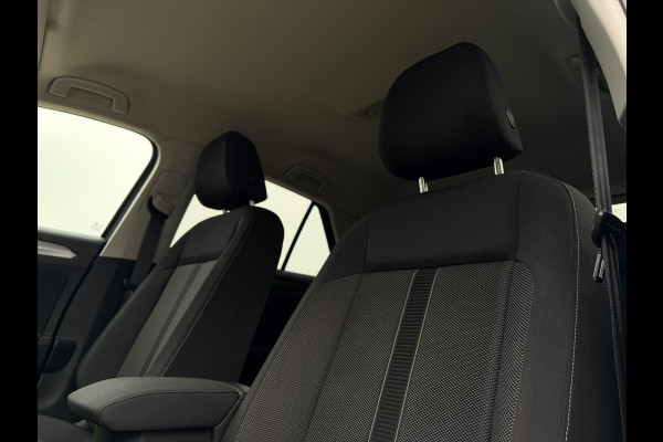 Volkswagen T-Roc 1.5 TSI Life - ACC l Apple Cplay l Camera l Navigatie