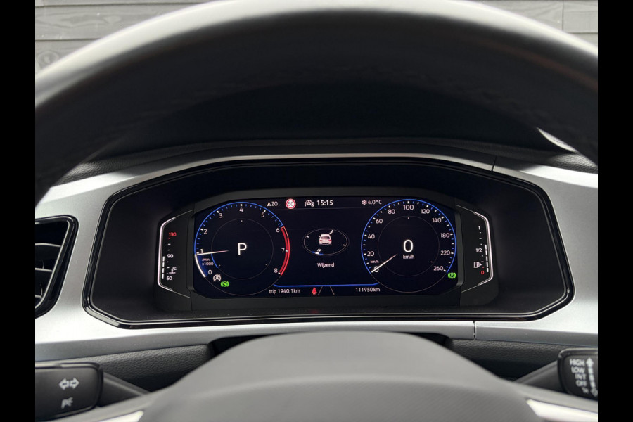 Volkswagen T-Roc 1.5 TSI Life - ACC l Apple Cplay l Camera l Navigatie