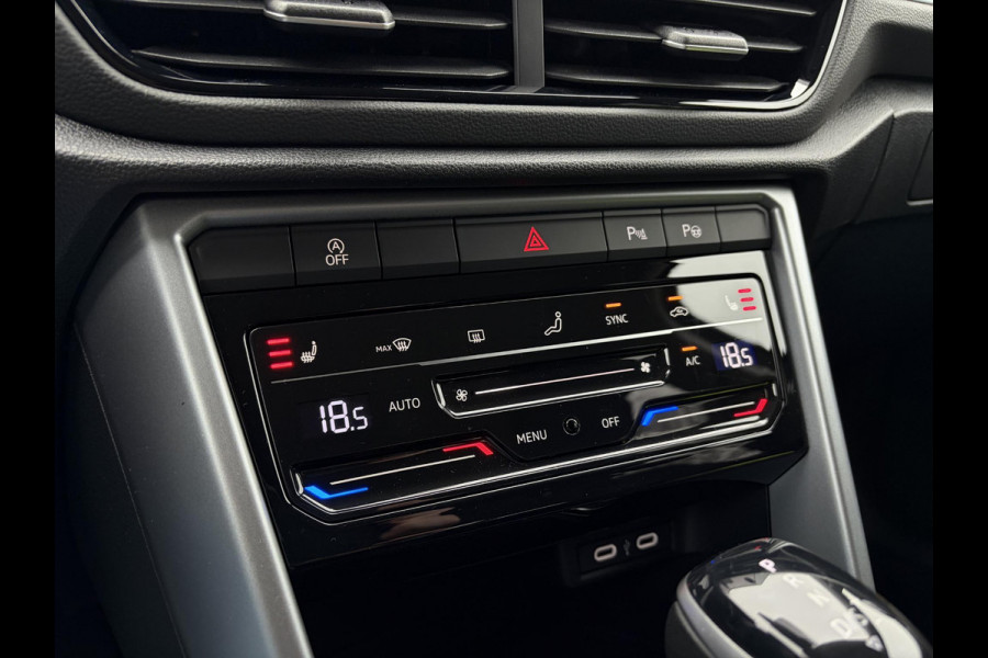 Volkswagen T-Roc 1.5 TSI Life - ACC l Apple Cplay l Camera l Navigatie