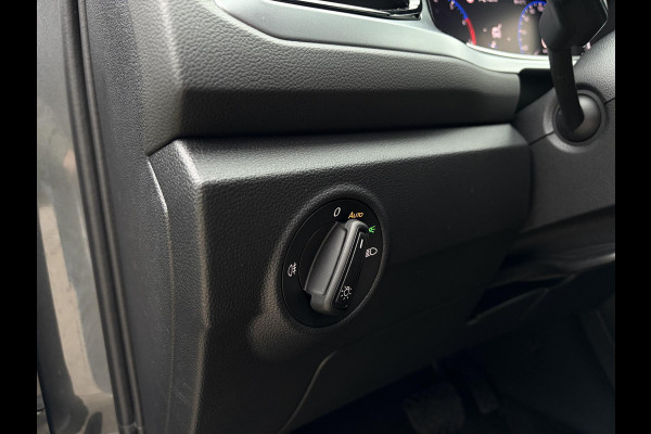 Volkswagen T-Roc 1.5 TSI Life - ACC l Apple Cplay l Camera l Navigatie