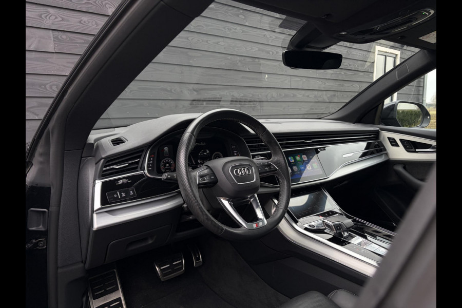 Audi Q8 55 TFSI quattro Pro Line Plus S-Line - Panorama l Memory l Stoelk. l Luchtv. l Trekhaak