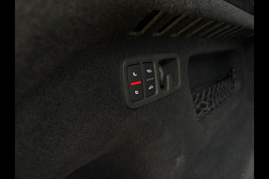 Audi Q8 55 TFSI quattro Pro Line Plus S-Line - Panorama l Memory l Stoelk. l Luchtv. l Trekhaak