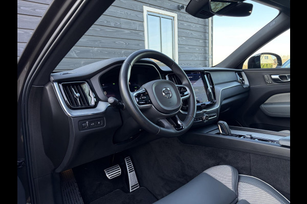 Volvo XC60 2.0 Recharge T6 AWD R-Design l Panorama l Memory l Trekh. l 360 cam l Stuurverwarming