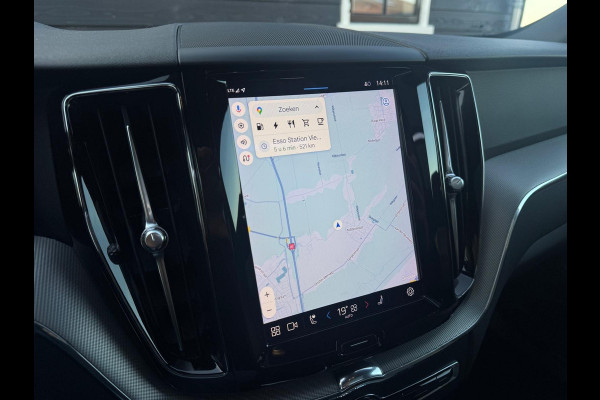 Volvo XC60 2.0 Recharge T6 AWD R-Design l Panorama l Memory l Trekh. l 360 cam l Stuurverwarming