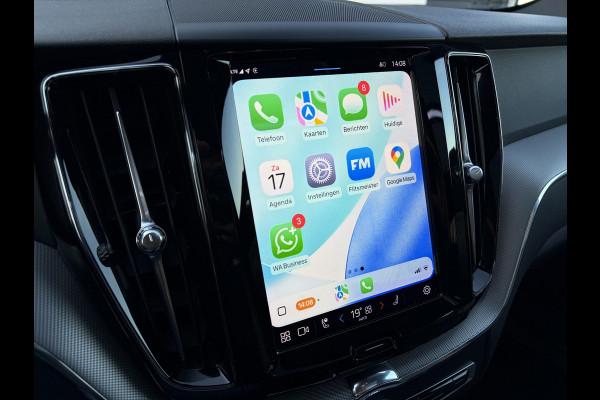 Volvo XC60 2.0 Recharge T6 AWD R-Design l Panorama l Memory l Trekh. l 360 cam l Stuurverwarming