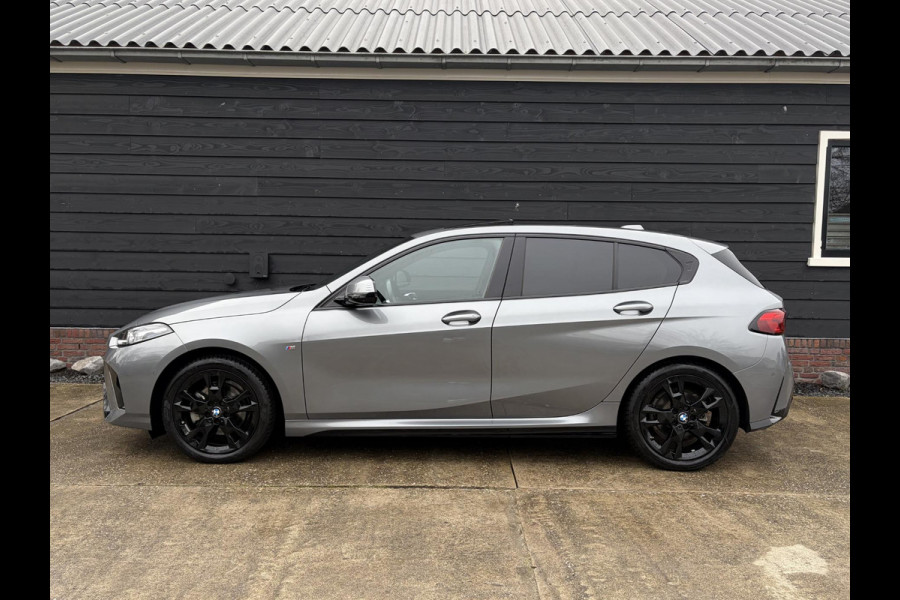 BMW 1-serie 120i M Sport Design Edition - Panorama l H/Kardon l 360cam l HUD l Memory