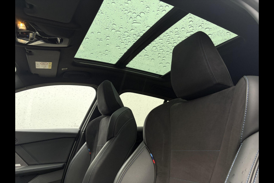 BMW 1-serie 120i M Sport Design Edition - Panorama l H/Kardon l 360cam l HUD l Memory