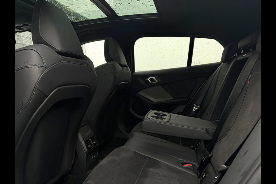 BMW 1-serie 120i M Sport Design Edition - Panorama l H/Kardon l 360cam l HUD l Memory