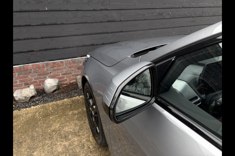 BMW 1-serie 120i M Sport Design Edition - Panorama l H/Kardon l 360cam l HUD l Memory