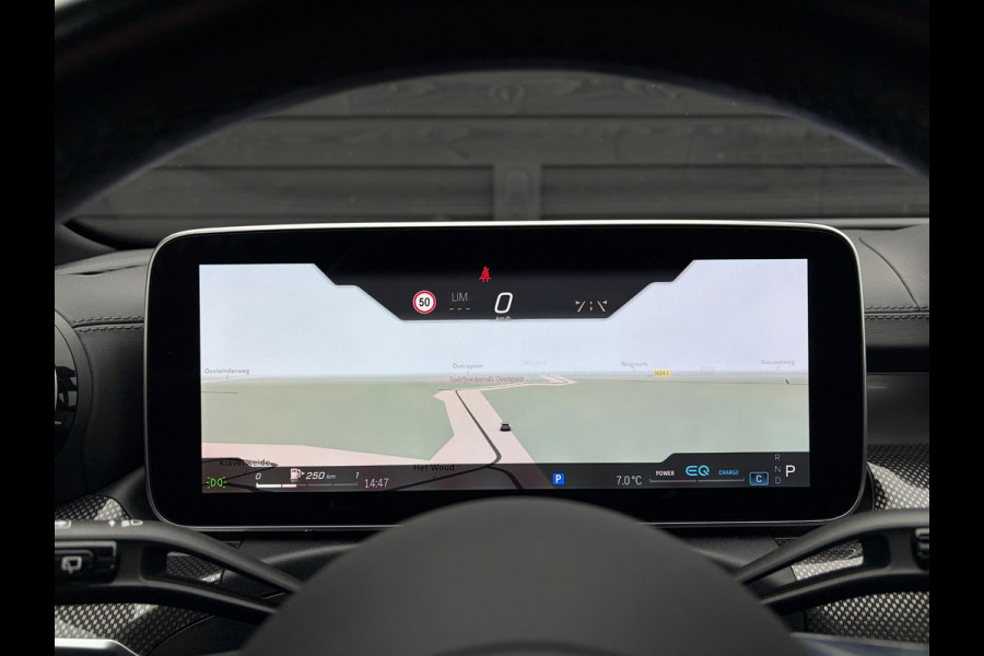 Mercedes-Benz C-Klasse Estate C200 Launch Edition AMG Line - Panorama l Memory l Ambiance l Trekhaak l 360camera