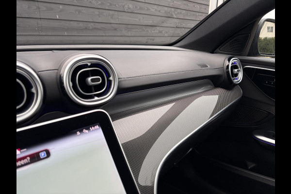 Mercedes-Benz C-Klasse Estate C200 Launch Edition AMG Line - Panorama l Memory l Ambiance l Trekhaak l 360camera