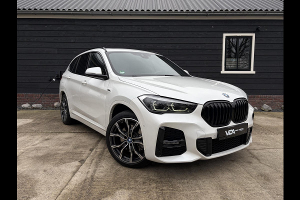 BMW X1 xDrive25e eDrive Edition M-Sport l Panorama l HUD l Trekhaak l Camera
