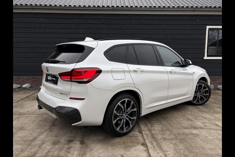 BMW X1 xDrive25e eDrive Edition M-Sport l Panorama l HUD l Trekhaak l Camera