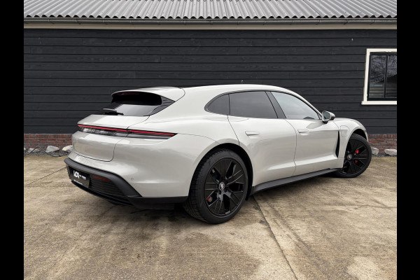Porsche Taycan Sport Turismo 4S 79 kWh Performance - Sport Chrono l Lift l Luchtv. l HUD l Panoramadak