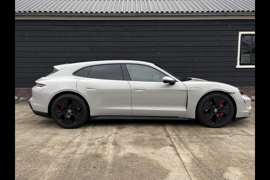 Porsche Taycan Sport Turismo 4S 79 kWh Performance - Sport Chrono l Lift l Luchtv. l HUD l Panoramadak