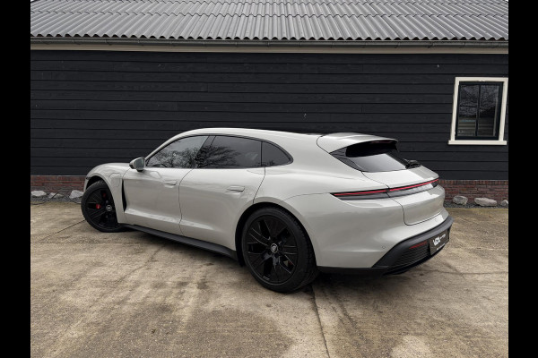 Porsche Taycan Sport Turismo 4S 79 kWh Performance - Sport Chrono l Lift l Luchtv. l HUD l Panoramadak