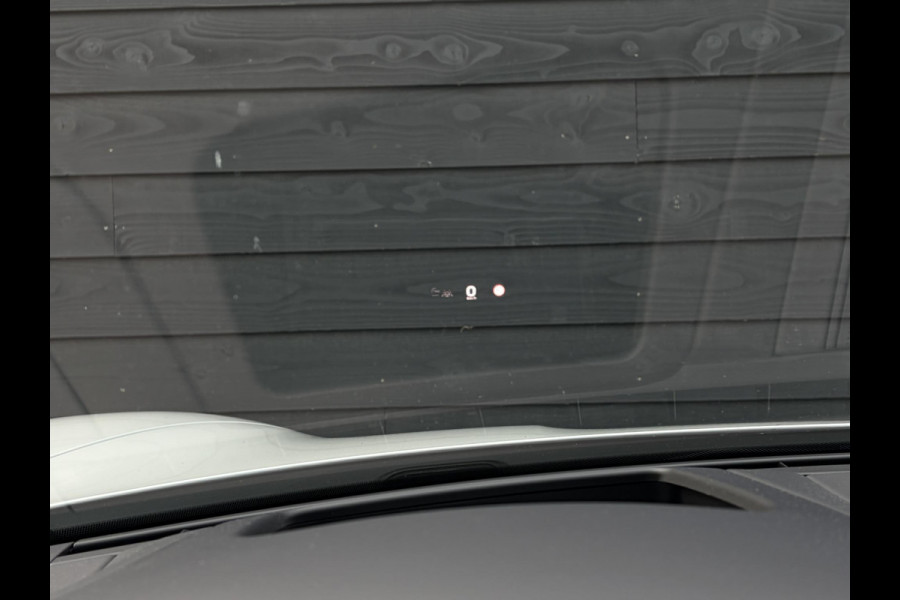 Porsche Taycan Sport Turismo 4S 79 kWh Performance - Sport Chrono l Lift l Luchtv. l HUD l Panoramadak