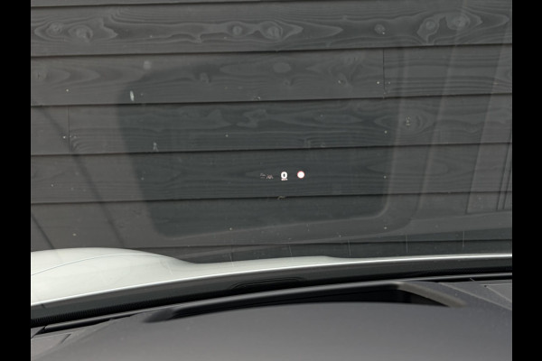 Porsche Taycan Sport Turismo 4S 79 kWh Performance - Sport Chrono l Lift l Luchtv. l HUD l Panoramadak