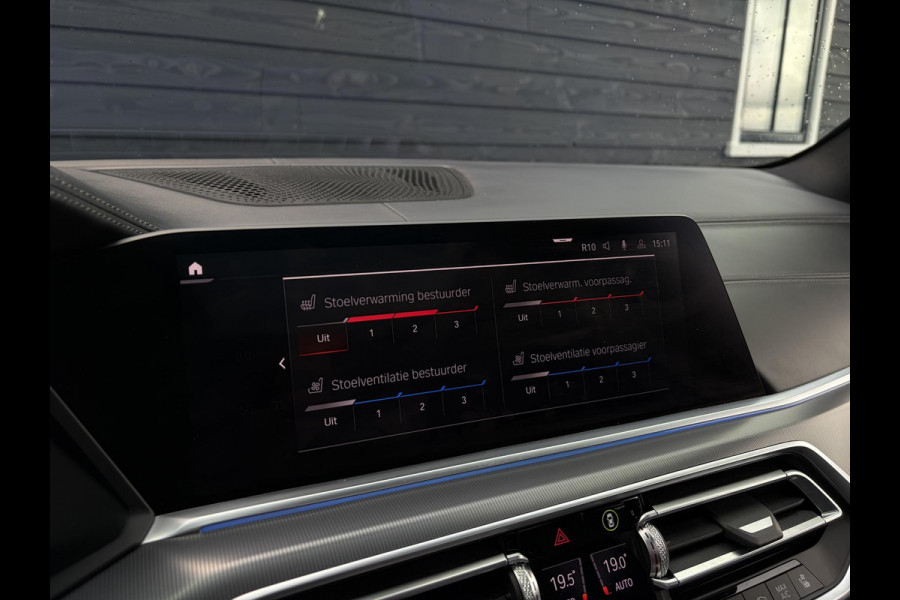 BMW X5 xDrive45e High Executive M-Sport l Sky Lounge l Achteras best. l M-Perf. Stoelen l Panorama l Softclose