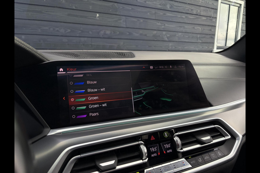 BMW X5 xDrive45e High Executive M-Sport l Sky Lounge l Achteras best. l M-Perf. Stoelen l Panorama l Softclose
