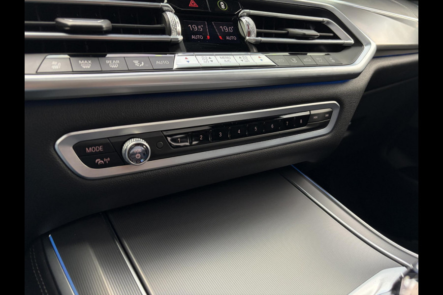 BMW X5 xDrive45e High Executive M-Sport l Sky Lounge l Achteras best. l M-Perf. Stoelen l Panorama l Softclose