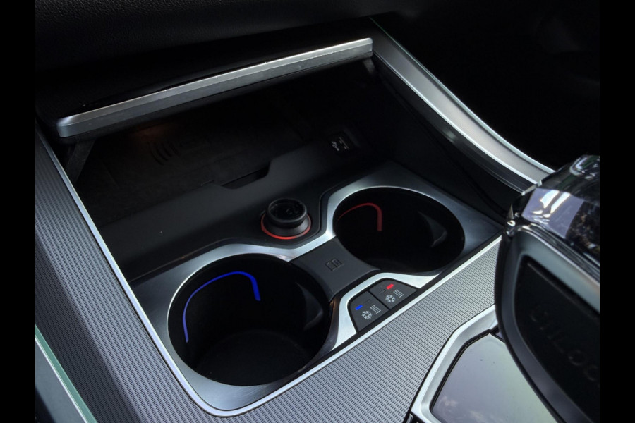 BMW X5 xDrive45e High Executive M-Sport l Sky Lounge l Achteras best. l M-Perf. Stoelen l Panorama l Softclose