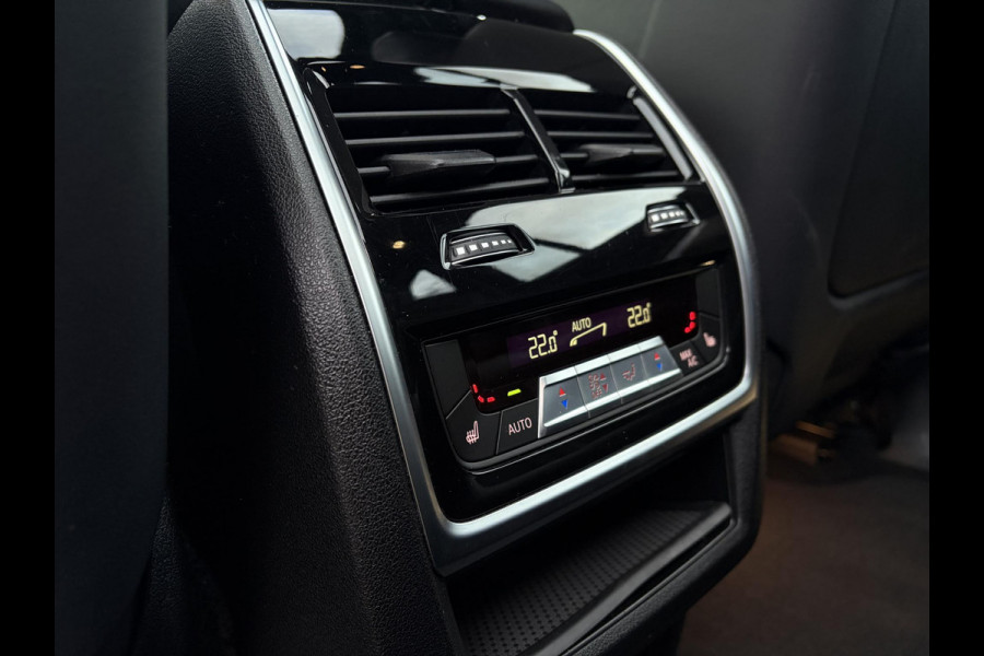 BMW X5 xDrive45e High Executive M-Sport l Sky Lounge l Achteras best. l M-Perf. Stoelen l Panorama l Softclose