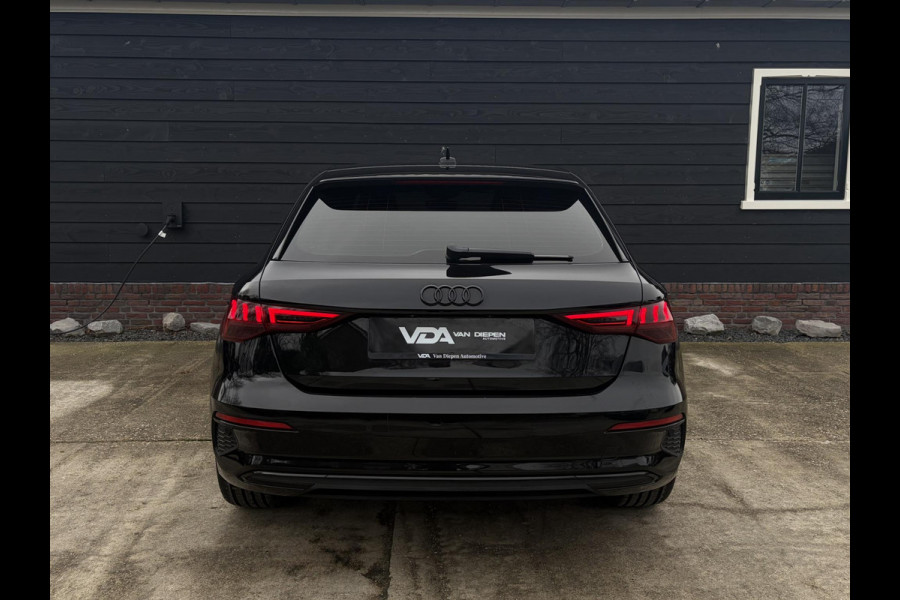 Audi A3 Sportback 35 TFSI edition one S-Line l Black-Edit. l Trekh. l RS-Seats l Matrix l 19'' l Apple Cplay