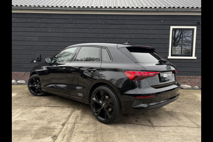 Audi A3 Sportback 35 TFSI edition one S-Line l Black-Edit. l Trekh. l RS-Seats l Matrix l 19'' l Apple Cplay