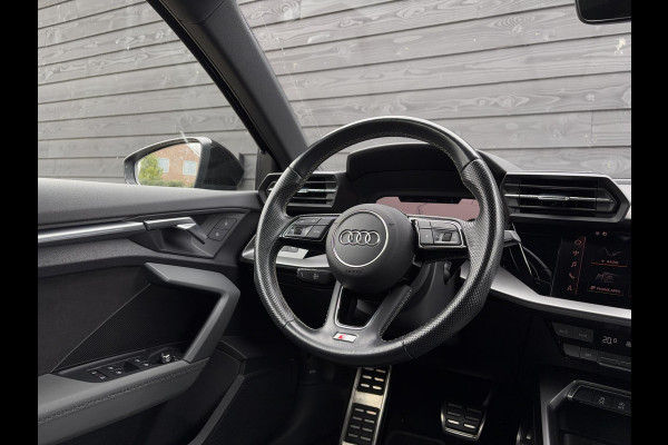 Audi A3 Sportback 35 TFSI edition one S-Line l Black-Edit. l Trekh. l RS-Seats l Matrix l 19'' l Apple Cplay