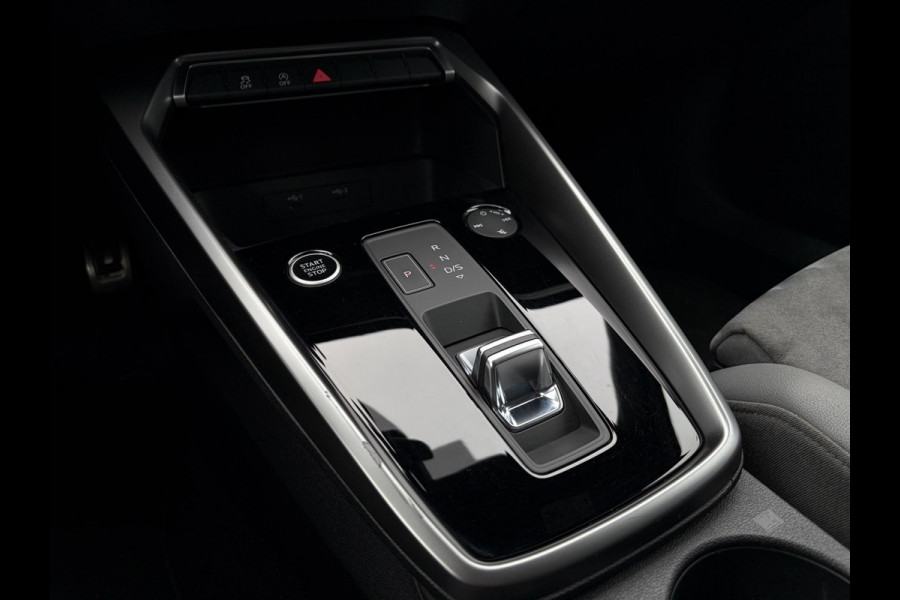 Audi A3 Sportback 35 TFSI edition one S-Line l Black-Edit. l Trekh. l RS-Seats l Matrix l 19'' l Apple Cplay