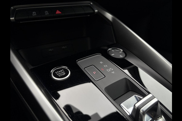 Audi A3 Sportback 35 TFSI edition one S-Line l Black-Edit. l Trekh. l RS-Seats l Matrix l 19'' l Apple Cplay