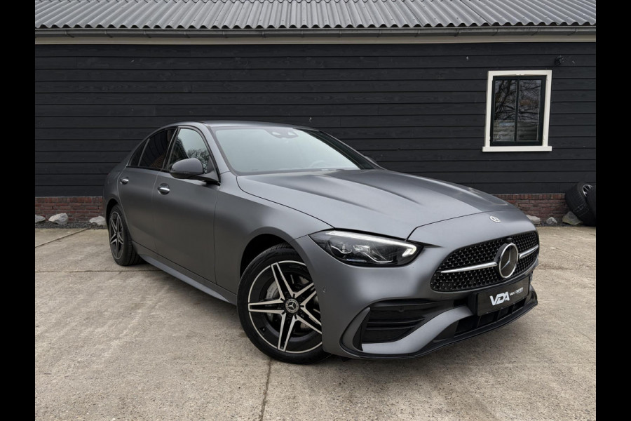 Mercedes-Benz C-Klasse C300 e AMG Line l Dealer O.H l 1e eig l ACC l Sfeerverlicht. l Burmester