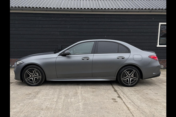 Mercedes-Benz C-Klasse C300 e AMG Line l Dealer O.H l 1e eig l ACC l Sfeerverlicht. l Burmester