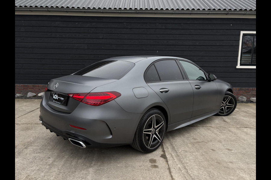 Mercedes-Benz C-Klasse C300 e AMG Line l Dealer O.H l 1e eig l ACC l Sfeerverlicht. l Burmester