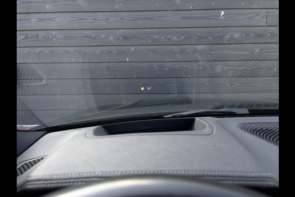 BMW 3 Serie Touring 330e High Executive M-Sport l Individual l Laser l Panorama l HUD l Trekhaak