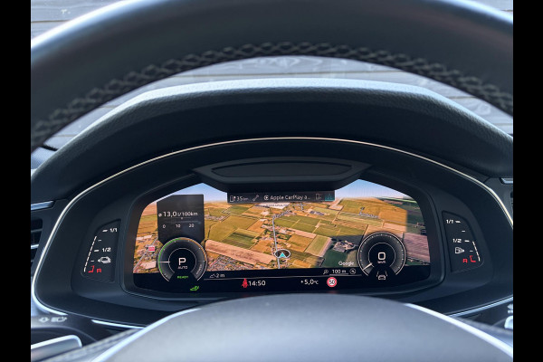 Audi A6 Avant 55 TFSI e quattro Competition - S-Line l Panorama l Trekhaak l HUD l Memory