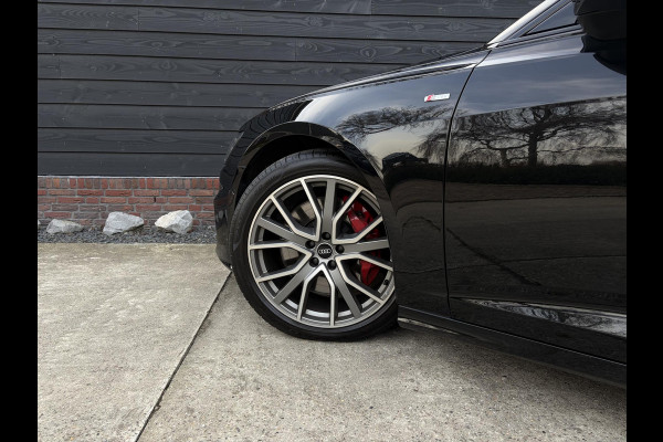 Audi A6 Avant 55 TFSI e quattro Competition - S-Line l Panorama l Trekhaak l HUD l Memory