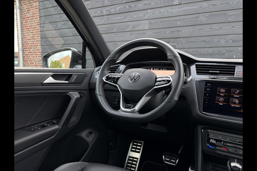 Volkswagen Tiguan 2.0 TSI 4Motion - 3x R-Line l Panorama l HUD l Leder l Memory l 20'' inch