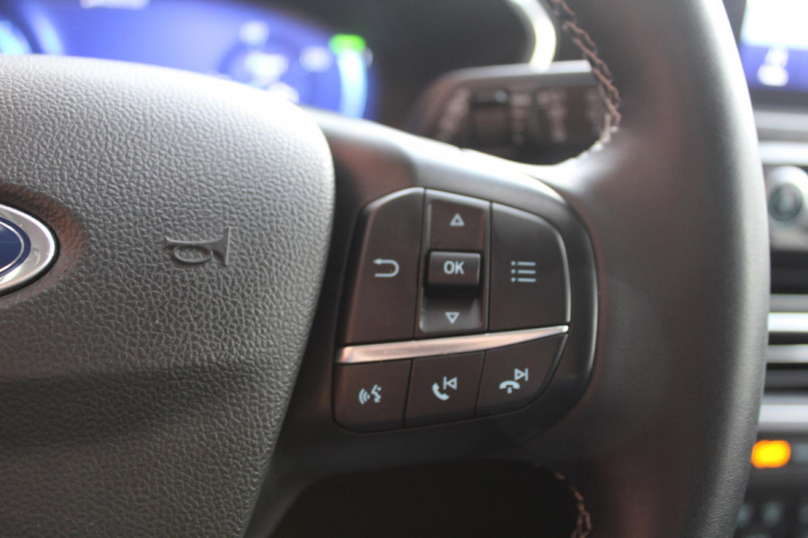 Ford Kuga 2.5 PHEV Vignale | Winter pack | Lederen bekleding | Camera