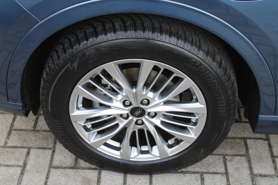 Ford Kuga 2.5 PHEV Vignale | Winter pack | Lederen bekleding | Camera