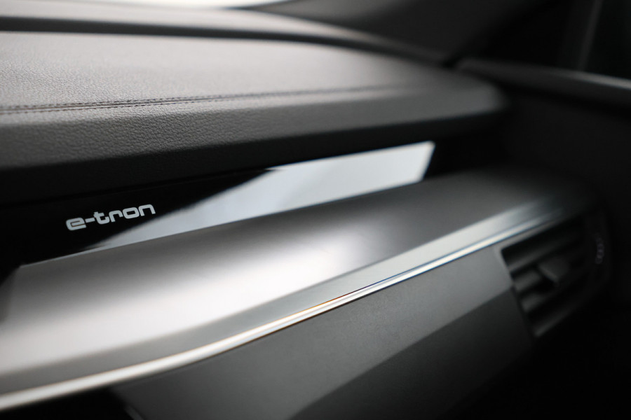 Audi e-tron Sportback 55 quattro S edition 95 kWh Adaptieve Cruise, B&O, Panoramadak, Camera