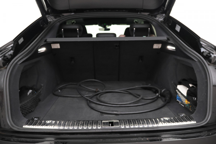 Audi e-tron Sportback 55 quattro S edition 95 kWh Adaptieve Cruise, B&O, Panoramadak, Camera