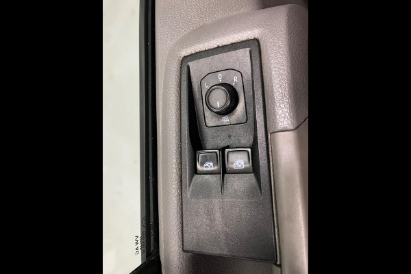 Volkswagen Crafter Automaat DSG Servicewagen 35 2.0 TDI 140pk L3H3 Highline Sortimo kasten Victron v230 Standkachel RIJKLAARPRIJS
